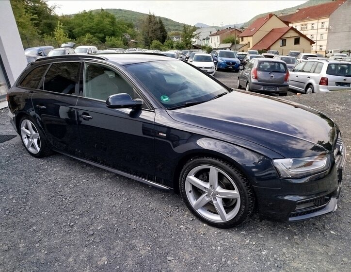 Audi A4 Kombi 2,0 l 140 kw