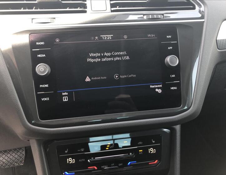 Volkswagen Tiguan 24