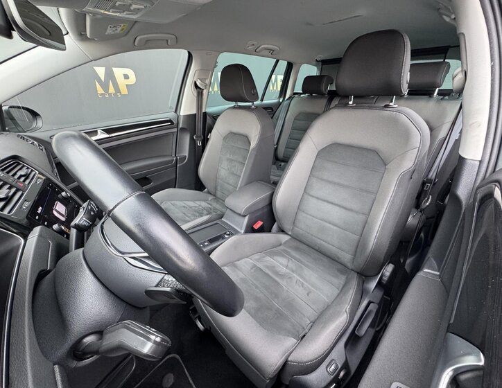 Volkswagen Golf Kombi 1,5 l 110 kw