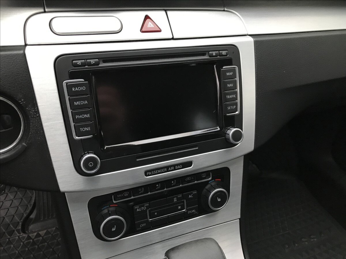 Volkswagen Passat CC Sedan 2,0 l 125 kw