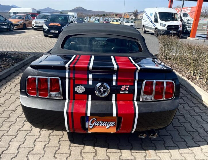 Ford Mustang Kabriolet 4,0 l 157 kw