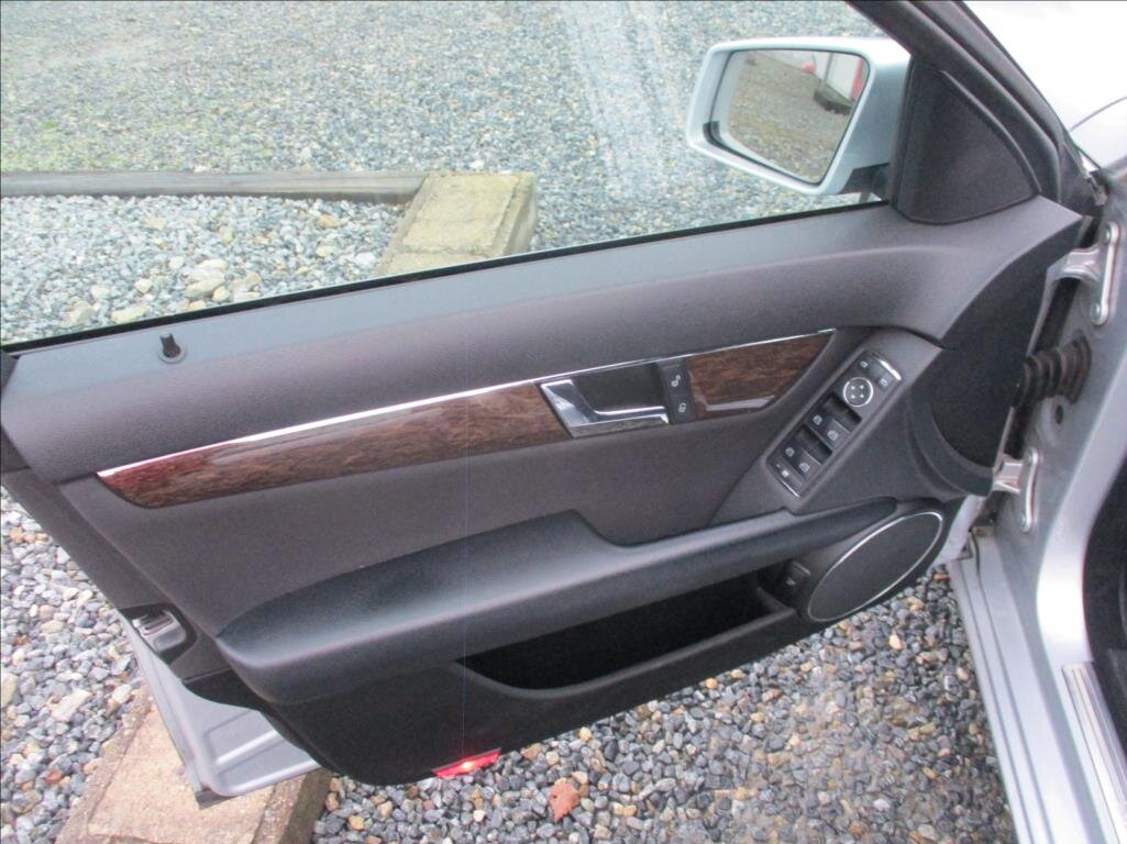 Mercedes-Benz Třídy C Sedan / Limuzína 1,8 l 115 kw