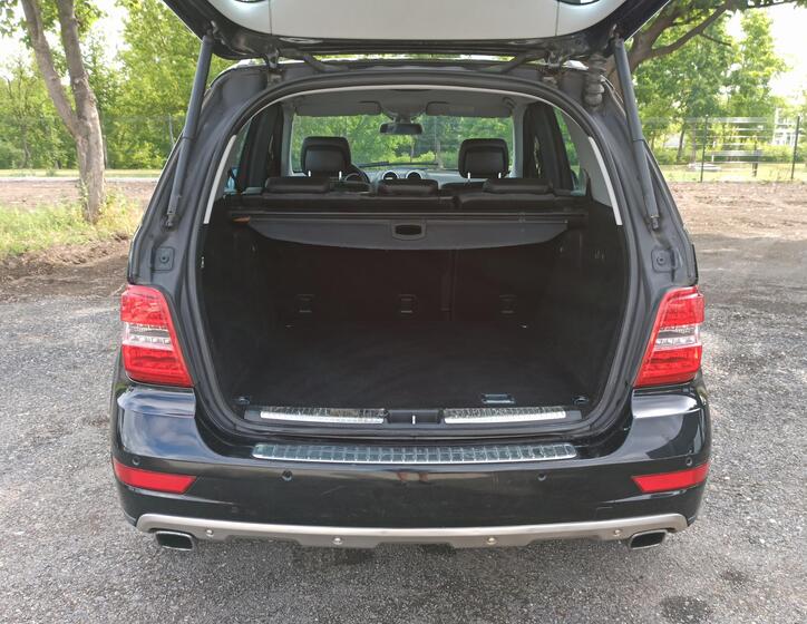 Mercedes-Benz Třídy M 8