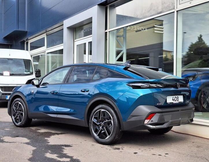 Peugeot 408 4