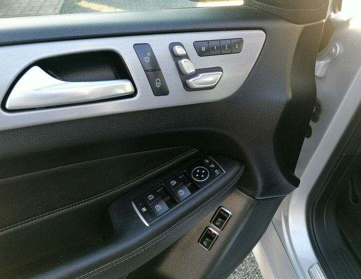 Mercedes-Benz GLE 20