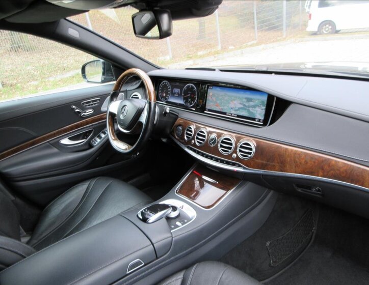 Mercedes-Benz Třídy S Sedan / Limuzína 3,0 l 190 kw