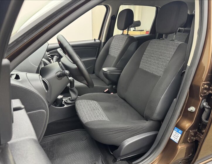 Dacia Duster SUV 1,6 l 77 kw