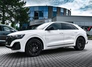 Audi Q8 22