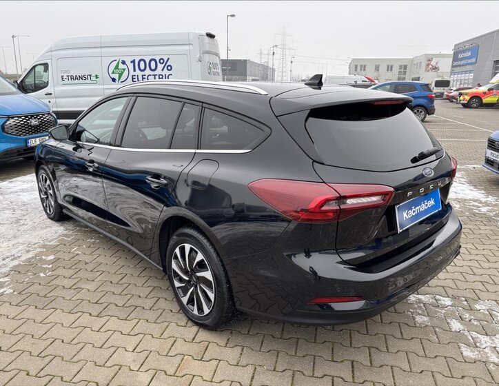 Ford Focus Kombi 999,0 92 kw