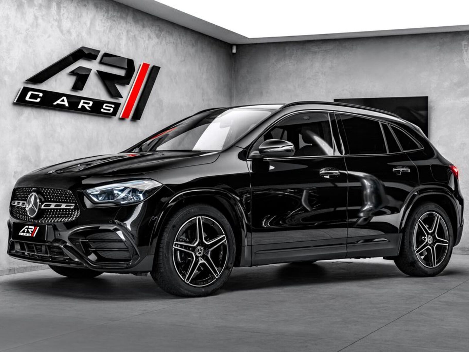 Mercedes-Benz GLA 1