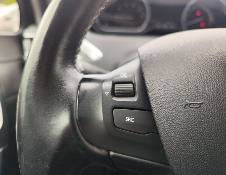 Peugeot 2008 SUV / Terénní 1,2 l 81 kw