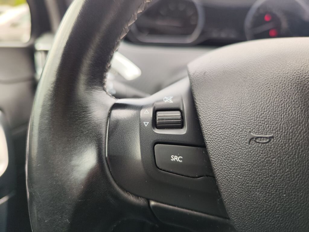 Peugeot 2008 SUV / Terénní 1,2 l 81 kw