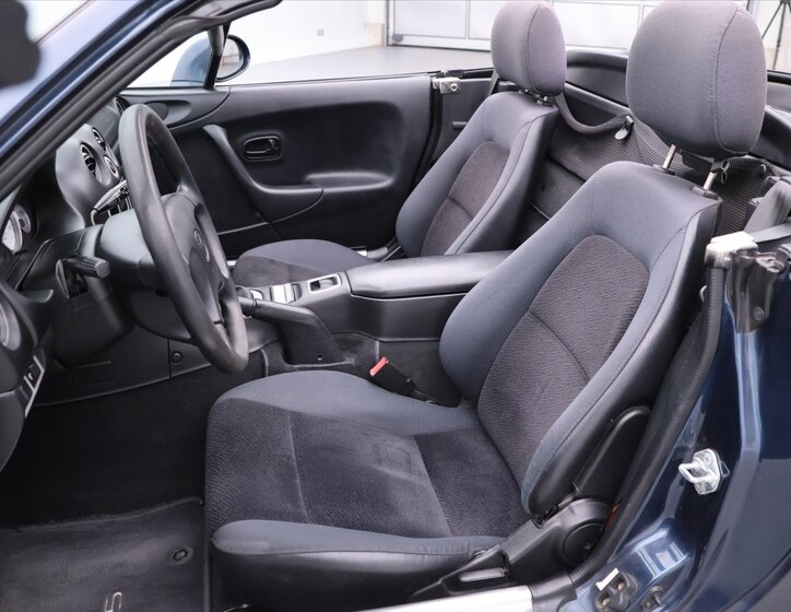 Mazda MX-5 Kabriolet 1,6 l 81 kw
