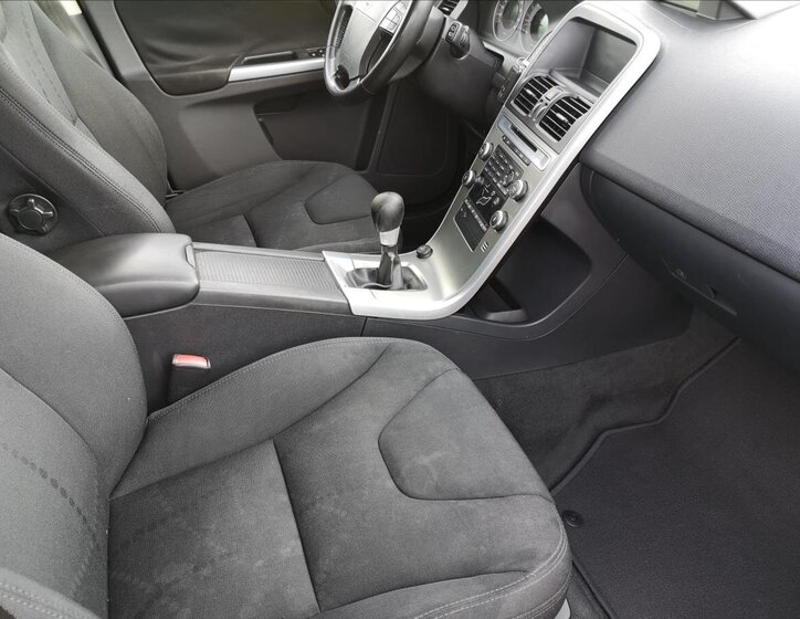 Volvo XC60 Kombi 2,4 l 136 kw