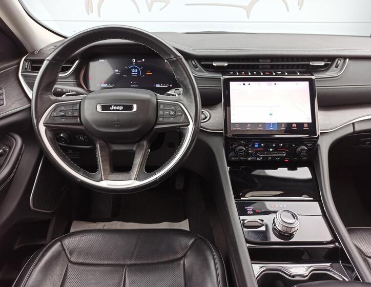 Jeep Grand Cherokee 21