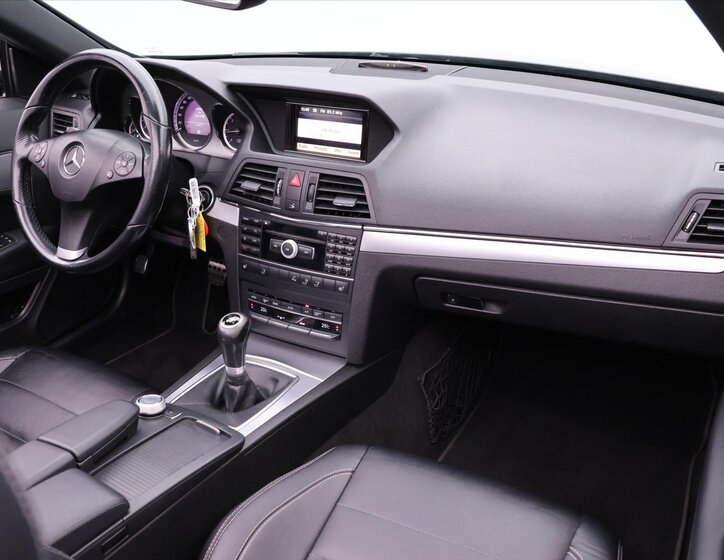 Mercedes-Benz Třídy E 37