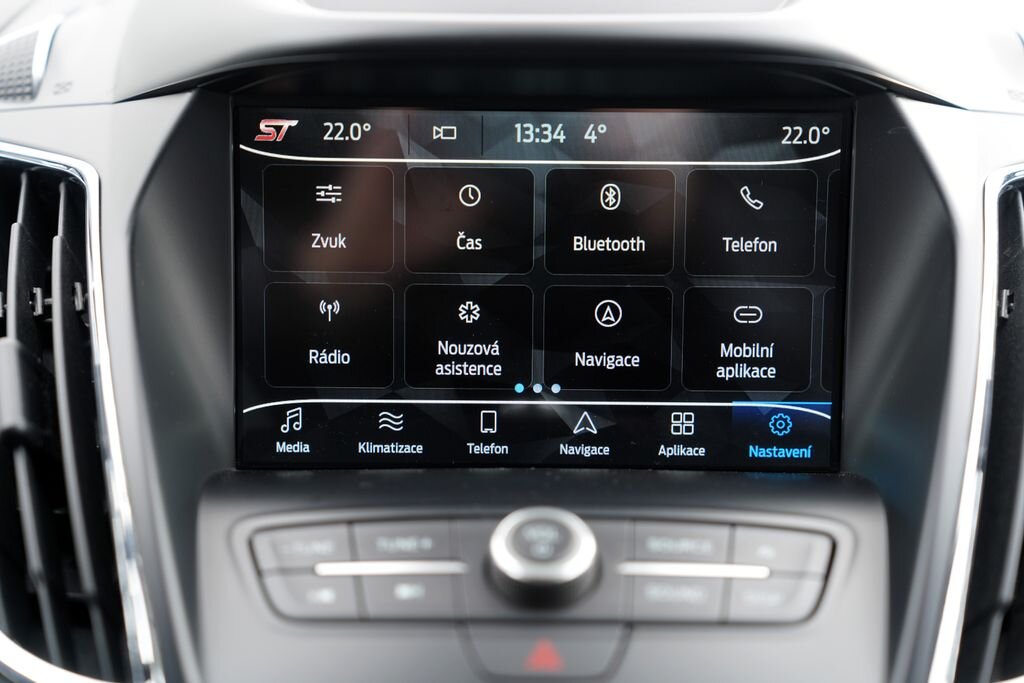 Ford Kuga SUV / Terénní 2,0 l 132 kw