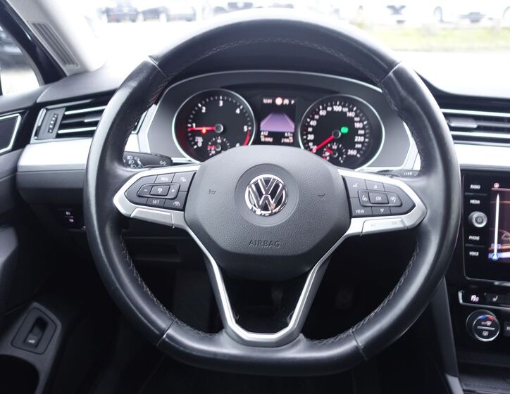 Volkswagen Passat Kombi 2,0 l 110 kw