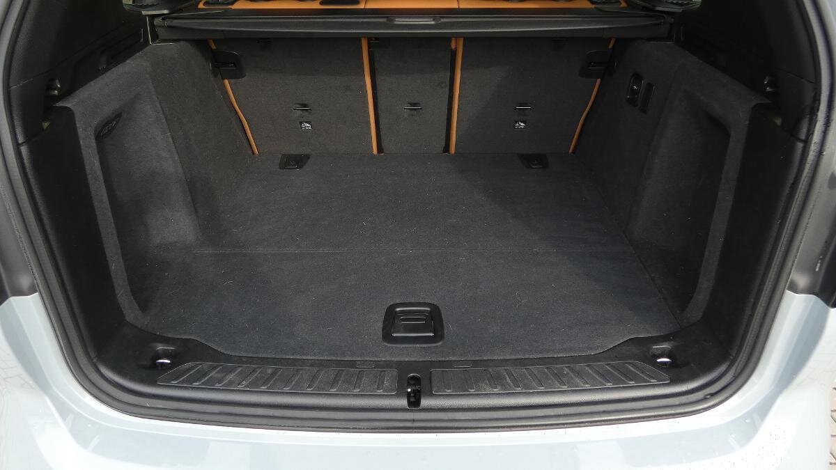 BMW X3 SUV / Terénní 2,0 l 140 kw