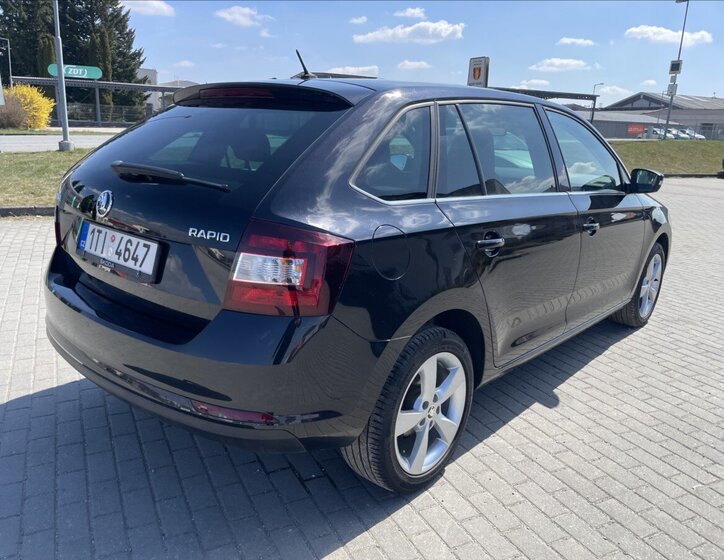 Škoda Rapid Hatchback 1,2 l 66 kw