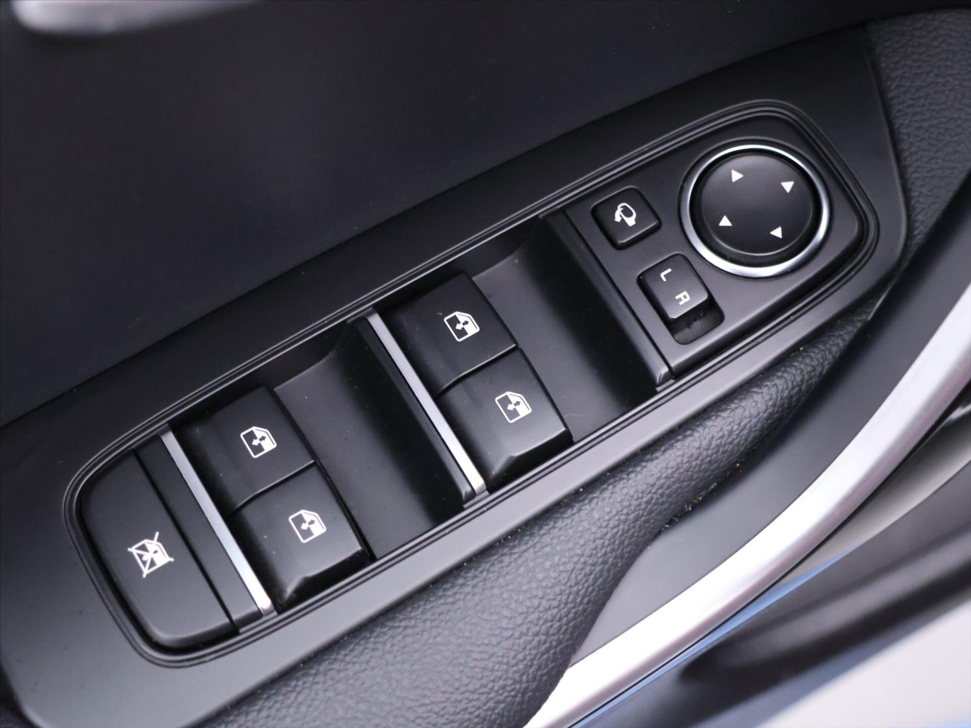 KIA XCeed SUV 1,5 l 117 kw