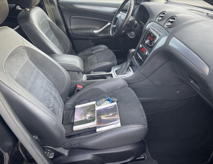 Ford Mondeo Kombi 2,2 l 147 kw