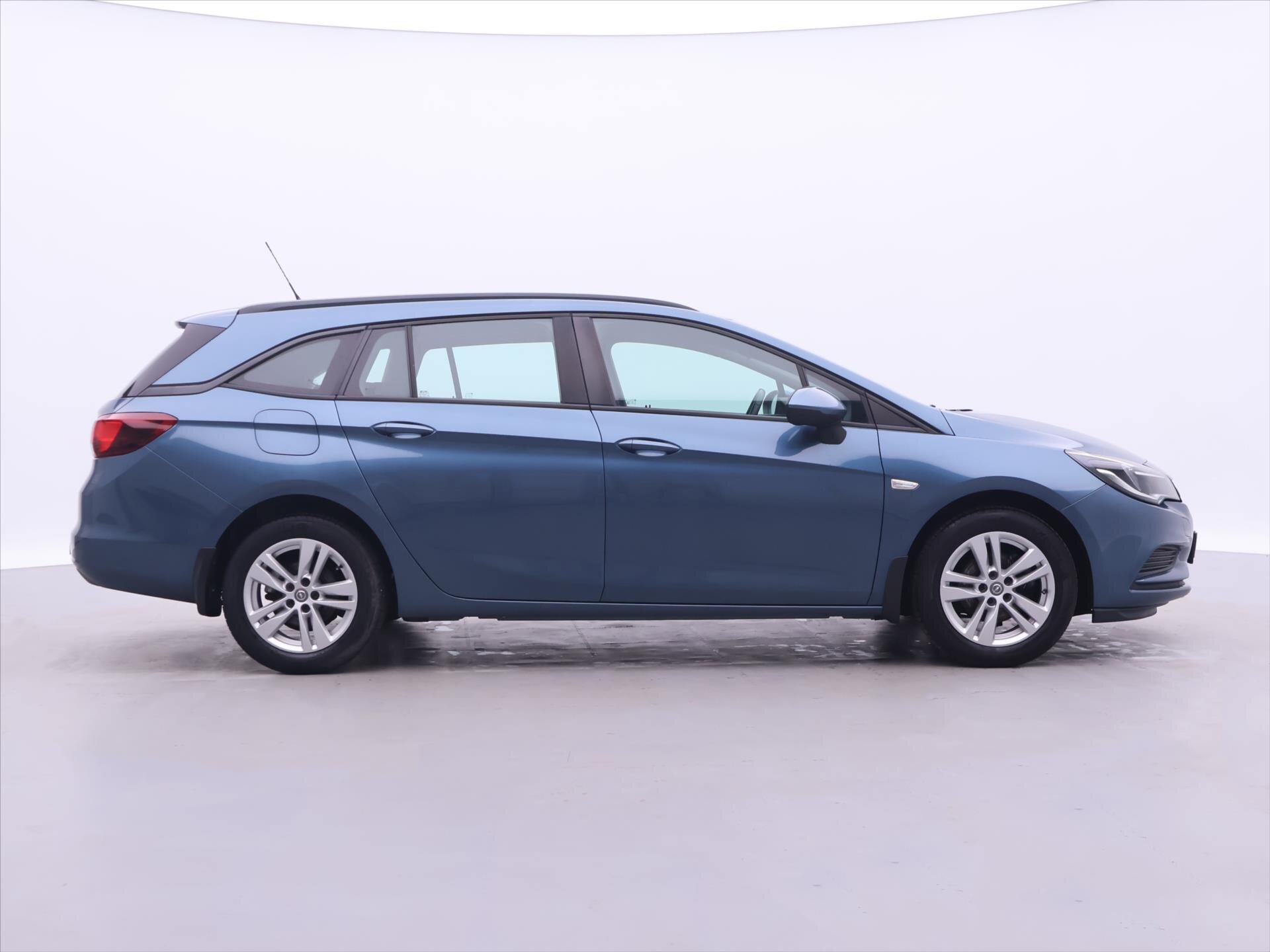 Opel Astra Kombi 999,0 77 kw