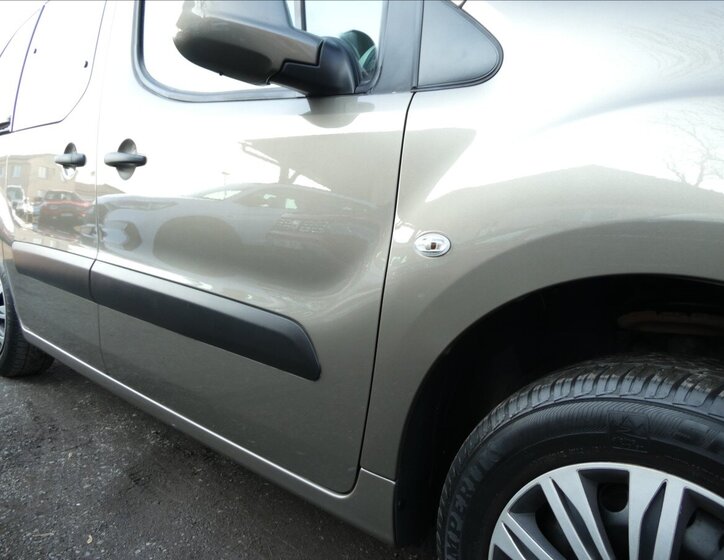 Peugeot Partner Tepee MPV 1,6 l 88 kw