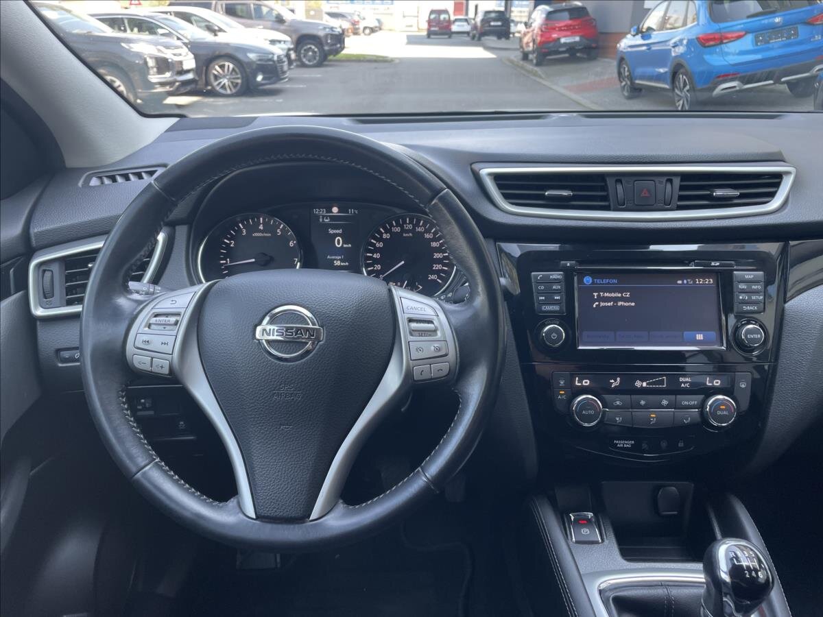 Nissan Qashqai SUV / Terénní 1,2 l 85 kw