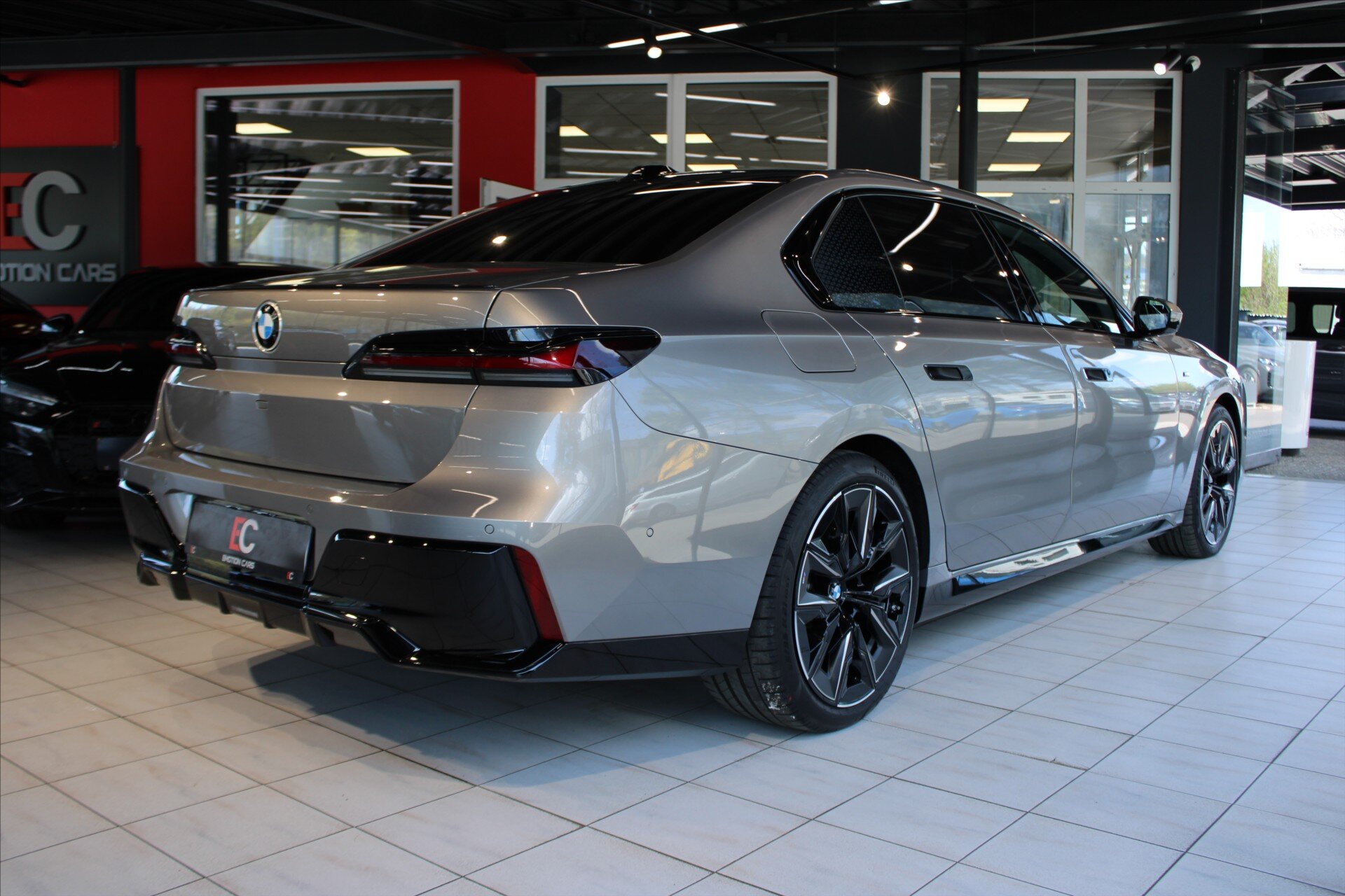 BMW Řada 7 Ostatní 3,0 l 210 kw