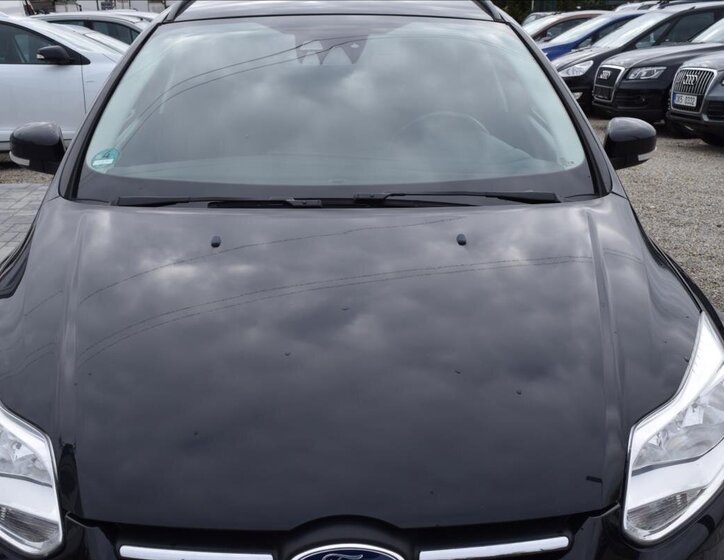 Ford Focus Kombi 998,0 92 kw