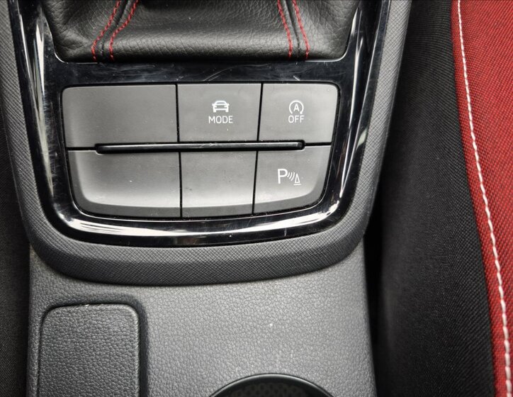 Škoda Scala Hatchback 1,5 l 110 kw