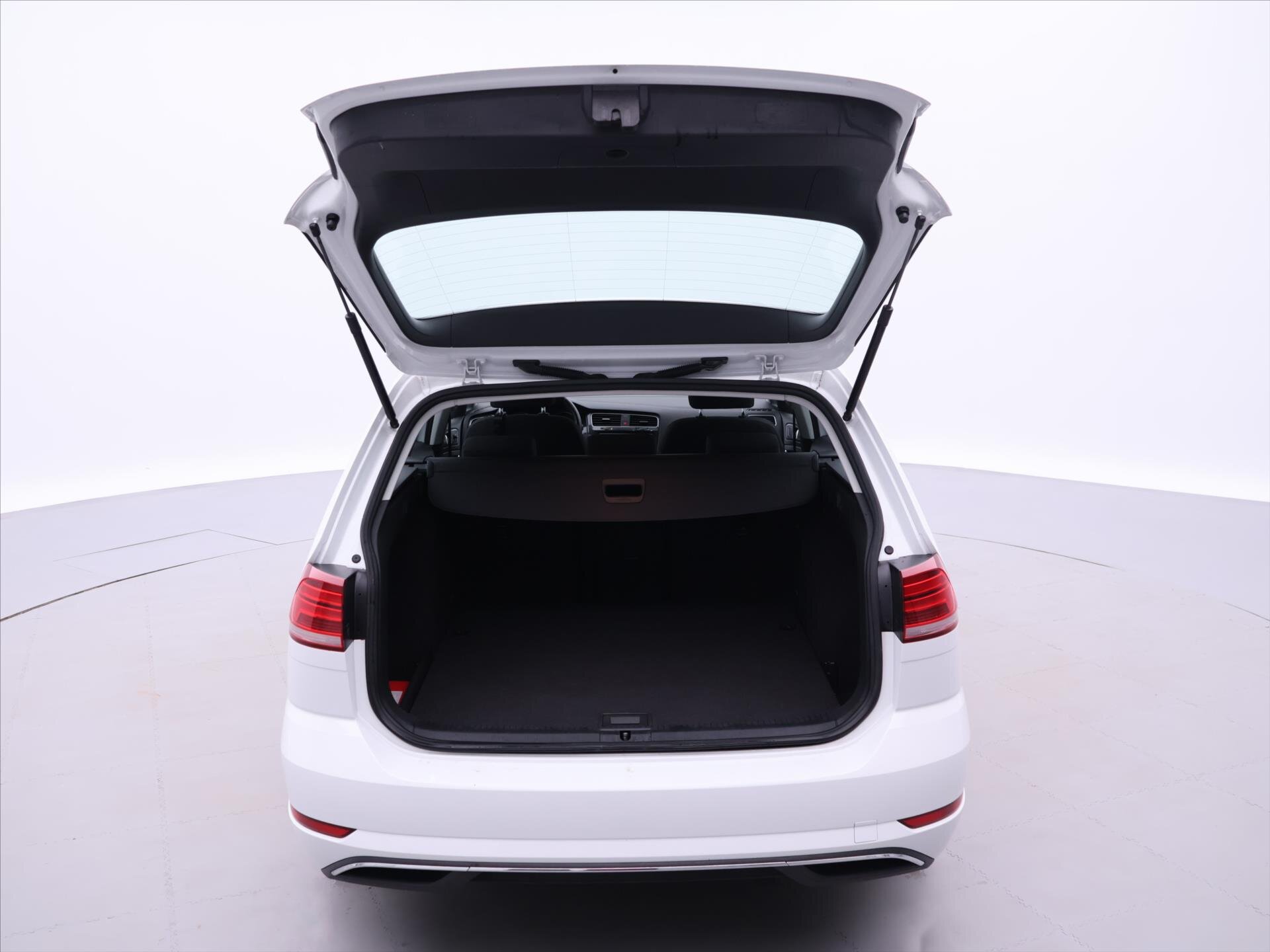 Volkswagen Golf Kombi 999,0 85 kw