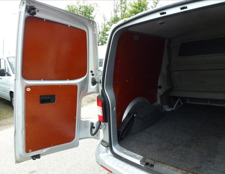 Volkswagen Transporter Ostatní 2,0 l 75 kw