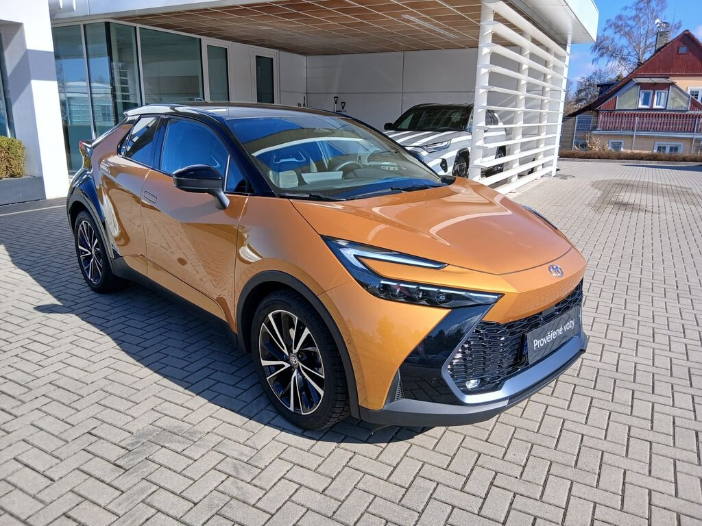 Toyota C-HR SUV / Terénní 2,0 l 112 kw