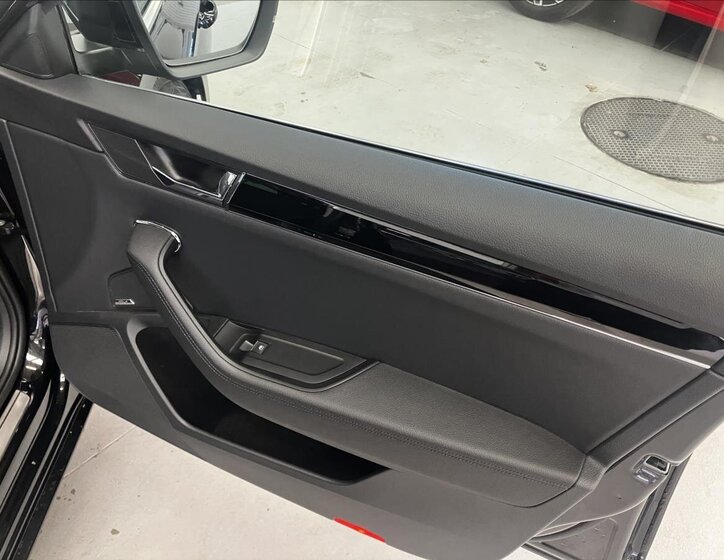 Škoda Superb Kombi 2,0 l 147 kw