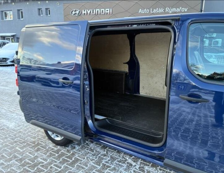 Opel Vivaro Skříň 2,0 l 90 kw