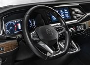 Volkswagen Multivan 16