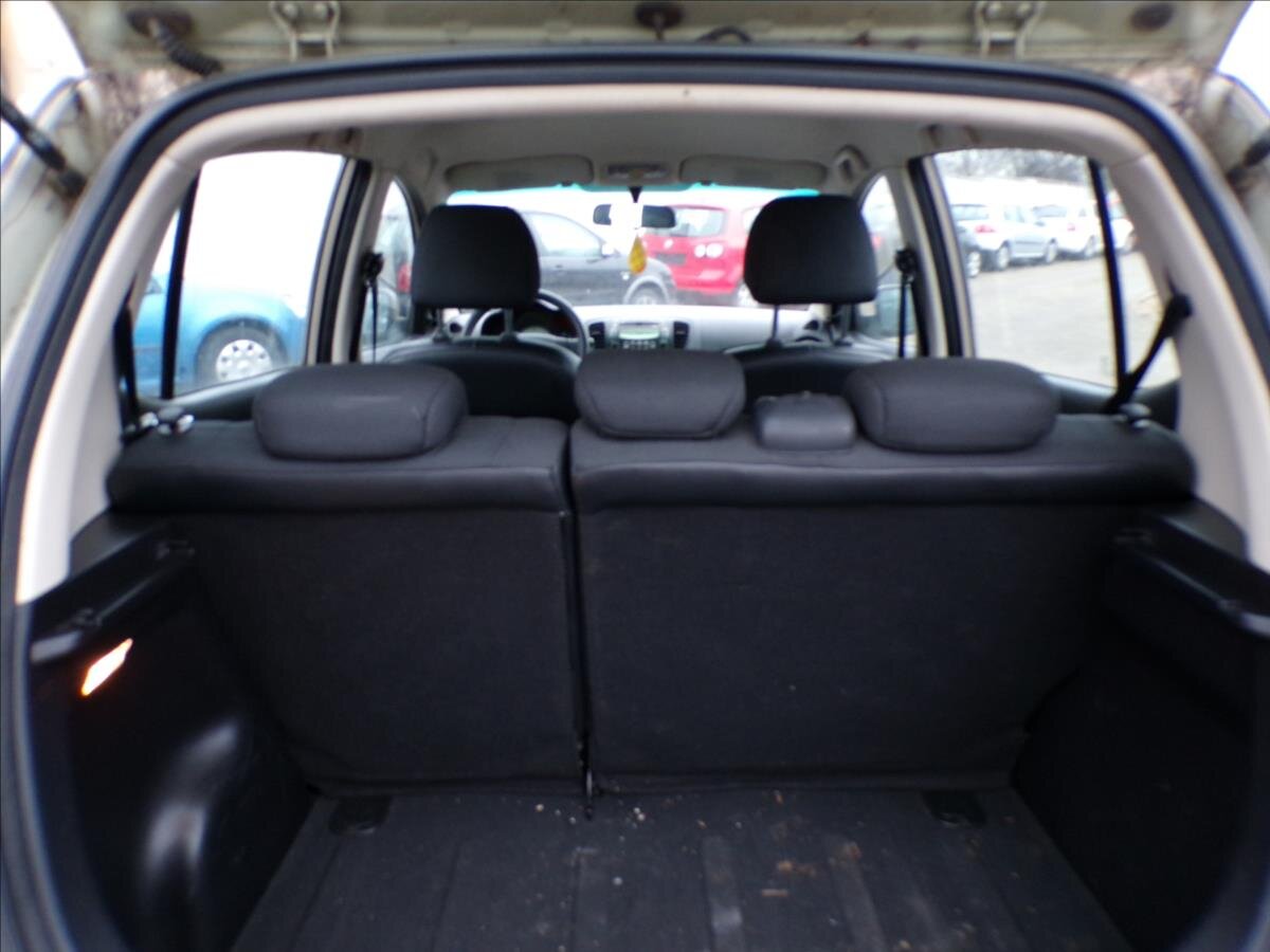 Hyundai i10 Hatchback 1,2 l 57 kw