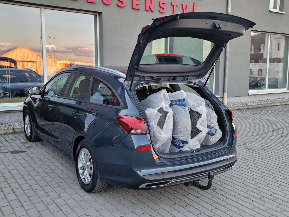 Hyundai i30 Kombi 1,6 l 85 kw