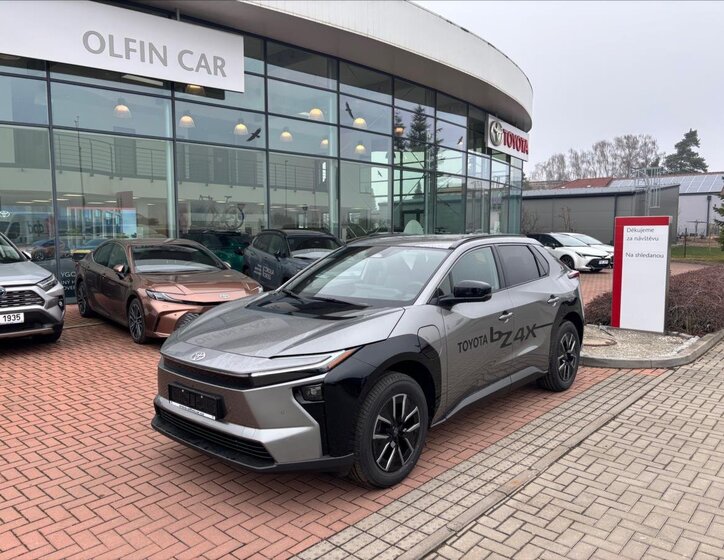 Toyota bZ4X SUV / Terénní 0,0 165 kw