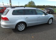 Volkswagen Passat Kombi 1,6 l 77 kw