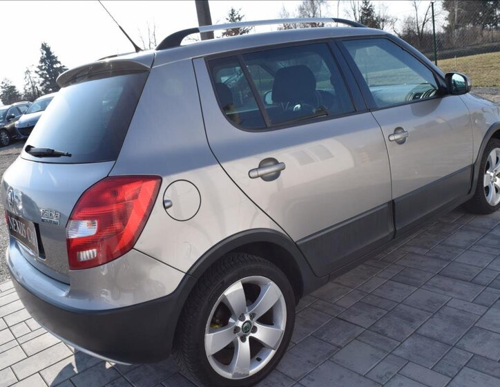 Škoda Fabia Hatchback 1,6 l 55 kw