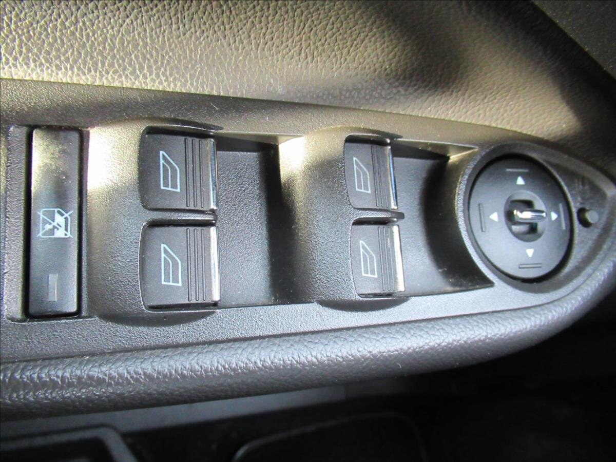 Ford Kuga SUV 2,0 l 103 kw