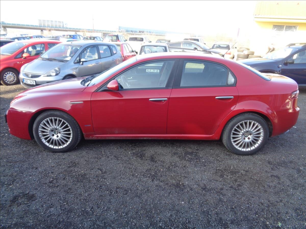 Alfa Romeo 159 Sedan / Limuzína 1,9 l 118 kw