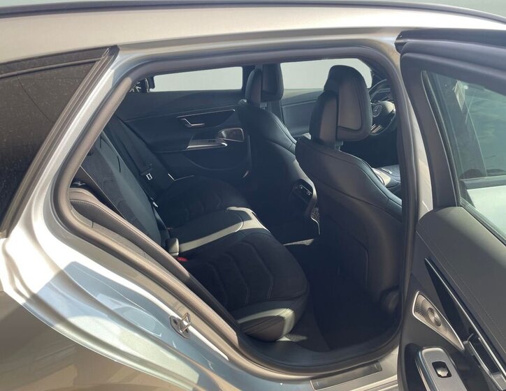 Mercedes-Benz Třídy E Kombi 2,0 l 145 kw