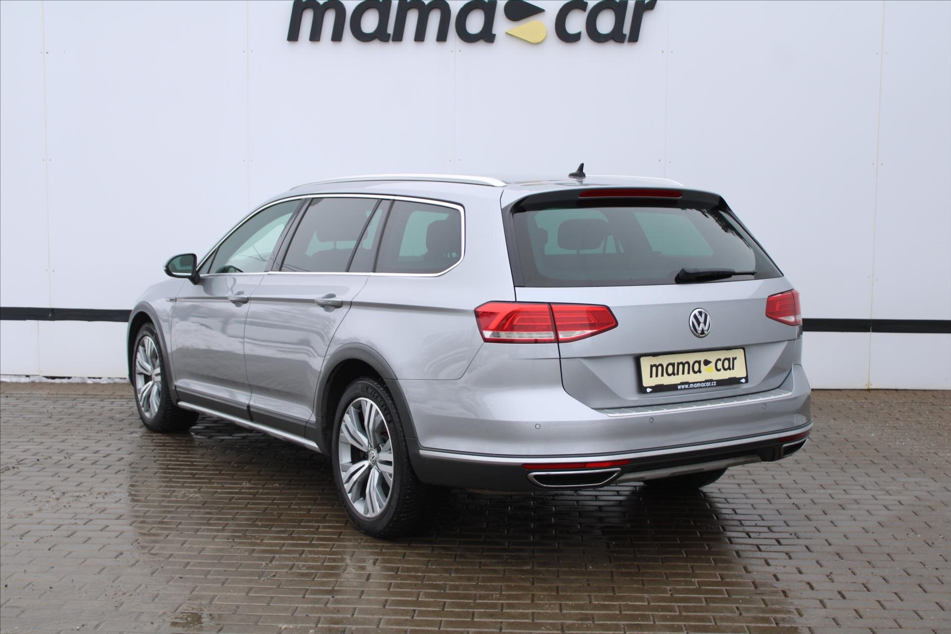 Volkswagen Passat Kombi 2,0 l 176 kw