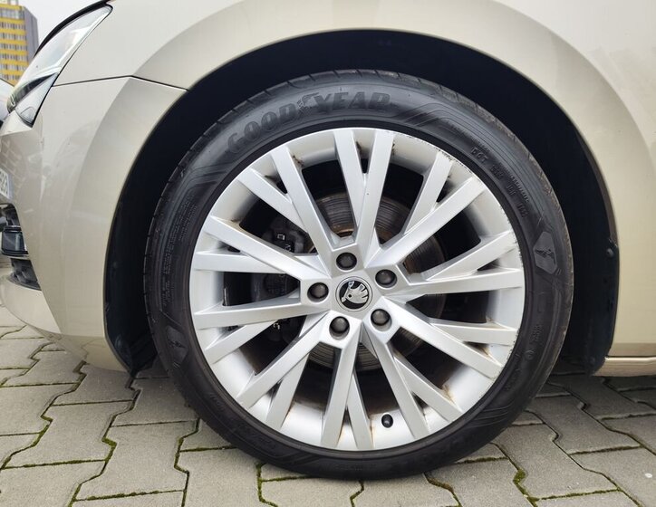 Škoda Superb 39