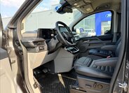 Ford Tourneo Custom 23