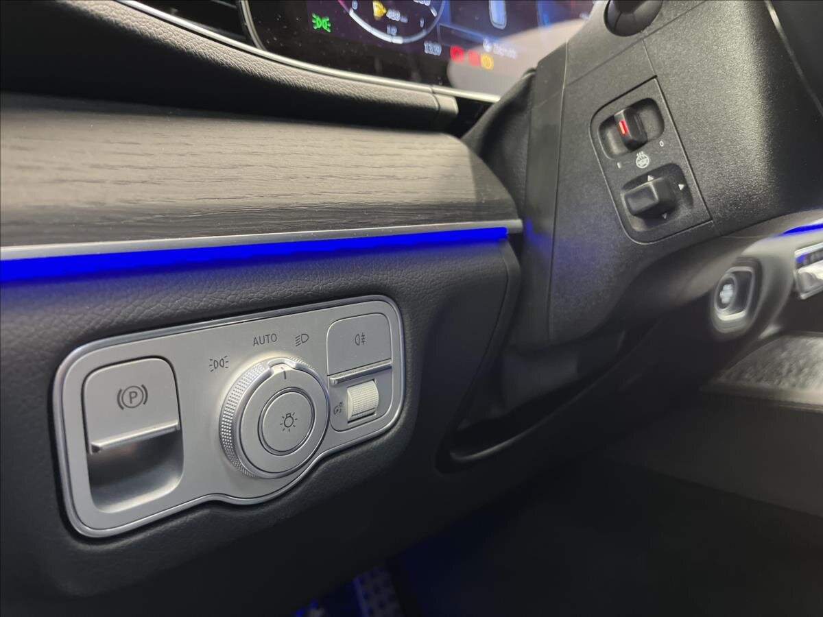 Mercedes-Benz GLE SUV 2,0 l 145 kw